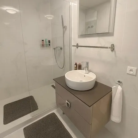 Aivohomes National Football Stadium-tehelne Pole * Μπρατισλάβα